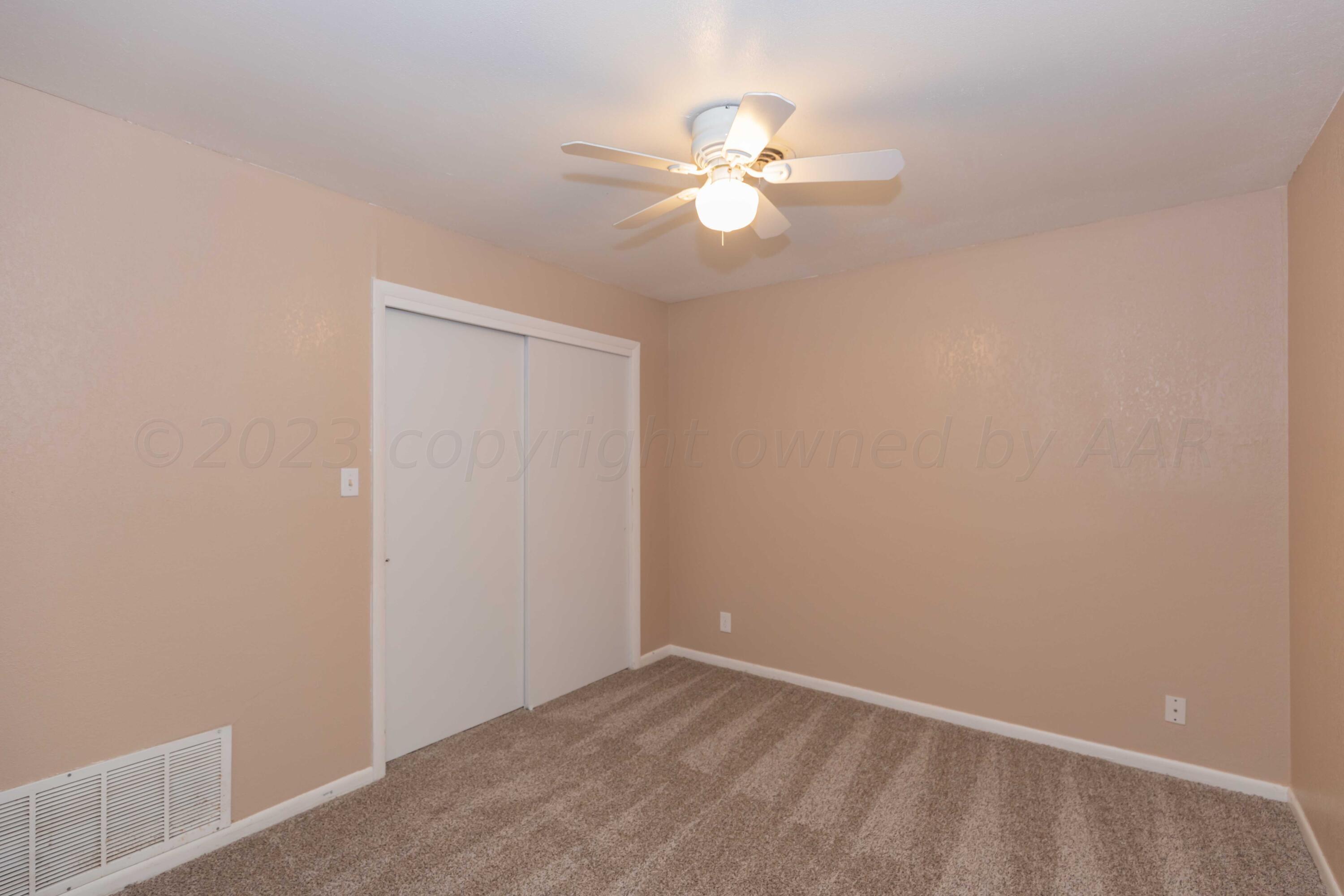 4315 South Bonham Street Amarillo, TX 79110 - Photo 30 of 39 OFFICE/Third Bedroom VIEW 1