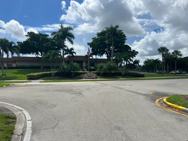 $2,000 | 15235 Lakes Of Delray Boulevard, Unit 303, Delray Beach, FL 33484