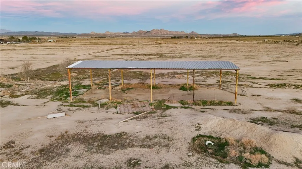 793 Locust Road Lucerne Valley, CA 92356 - Photo 4 of 16 a view of an ocean beach