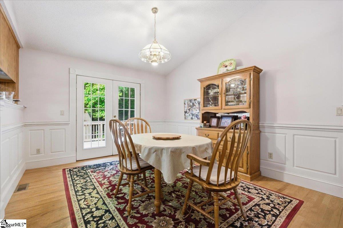 1040 Bennetts Bridge Road Greer, SC 29651 - Photo 7 of 46
