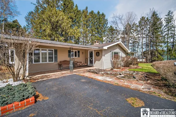 $299,900 | 1309 Forest Avenue, Busti, NY 14701
