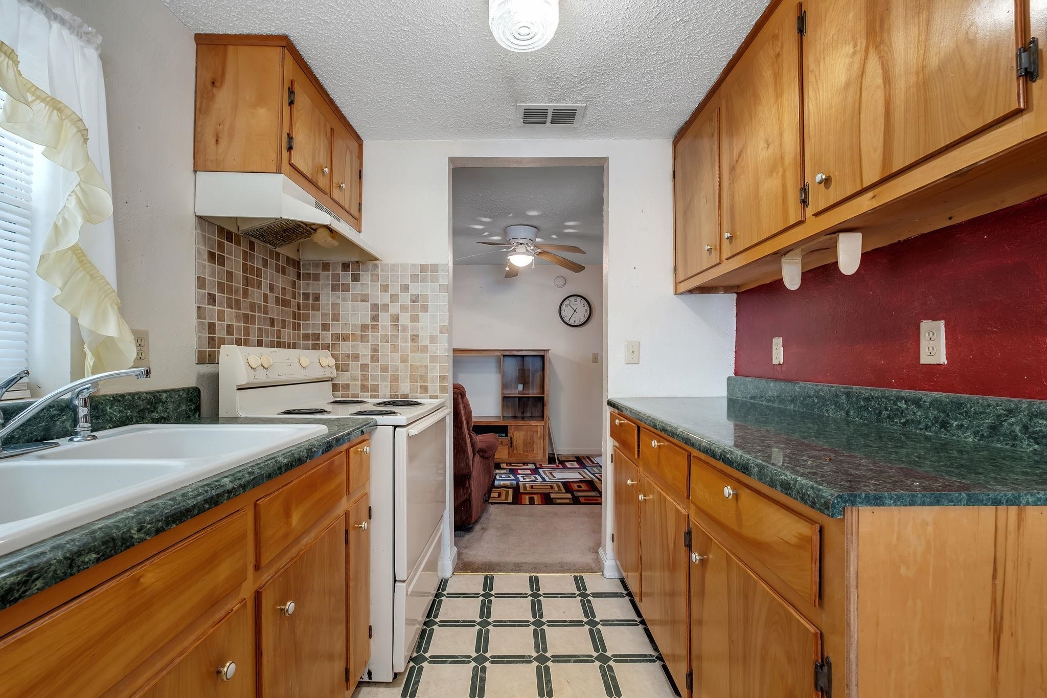 36 Horseshoe Road Havana, FL 32333 - Photo 8 of 27 Gallery Image 8
