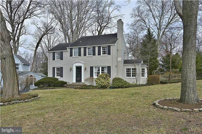 5901 Cobalt Road Bethesda, MD 20816 - Photo 2 of 30 Exterior (Front)