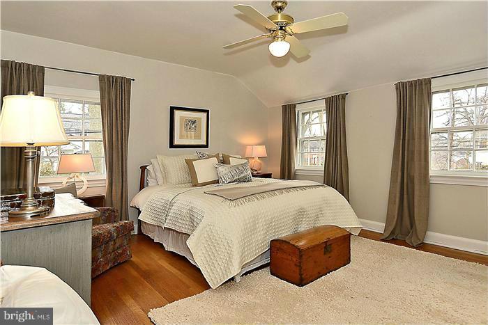 5901 Cobalt Road Bethesda, MD 20816 - Photo 19 of 30 Bedroom (Master)