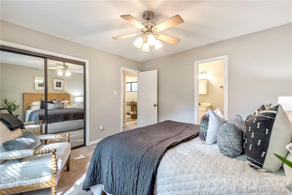 27095 Cove Lane Tega Cay, SC 29708 - Photo 14 of 47 Gallery Image 14