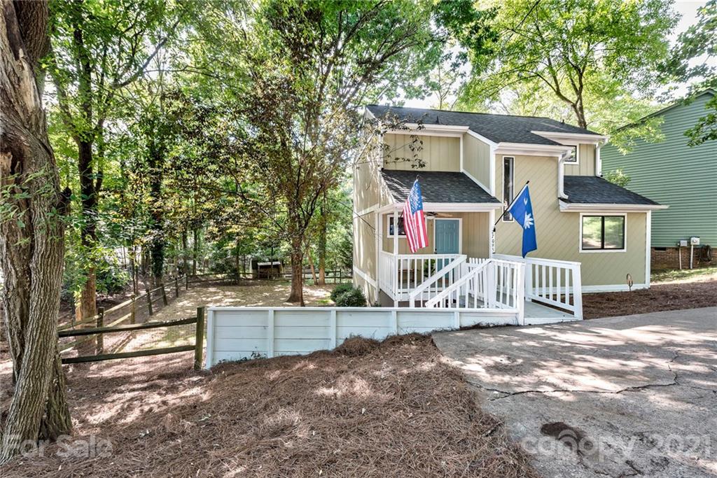27095 Cove Lane Tega Cay, SC 29708 - Photo 36 of 47 Gallery Image 36