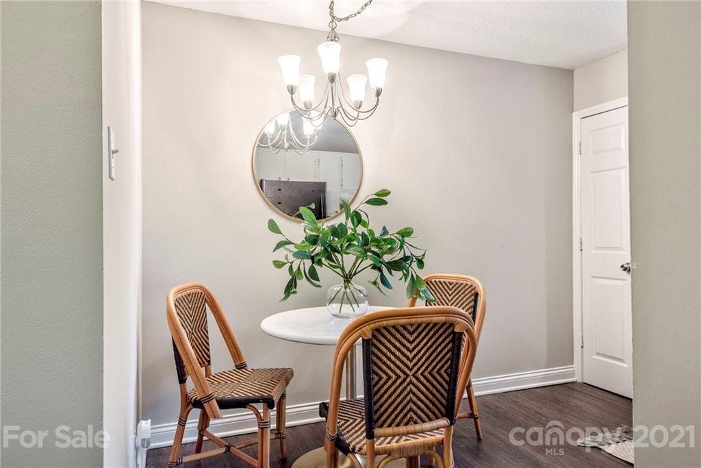 27095 Cove Lane Tega Cay, SC 29708 - Photo 5 of 47 Gallery Image 5
