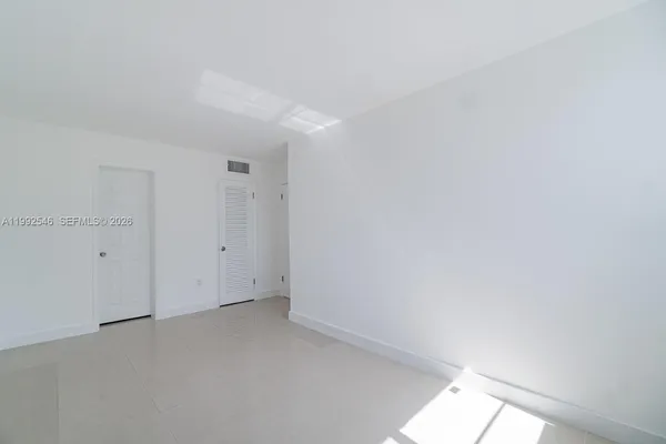 $2,400 | 1075 93rd Street, Unit 203, Bay Harbor Islands, FL 33154