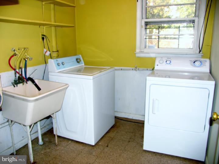 115 Thorndike Road Philadelphia, PA 19115 - Photo 19 of 24 Laundry Room
