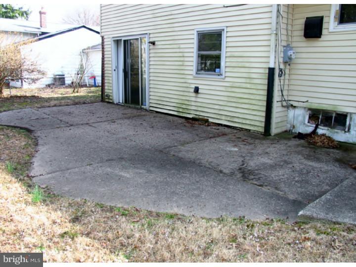 115 Thorndike Road Philadelphia, PA 19115 - Photo 22 of 24 Patio