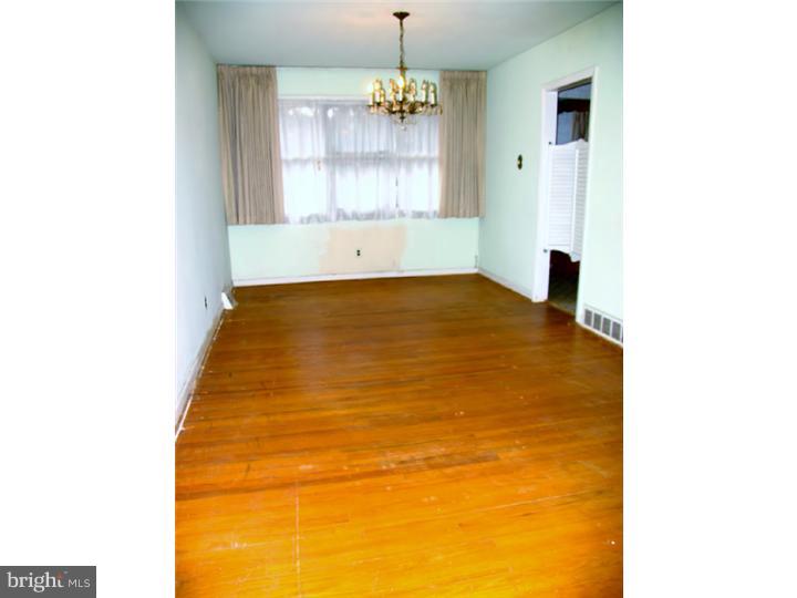 115 Thorndike Road Philadelphia, PA 19115 - Photo 10 of 24 Dining Room