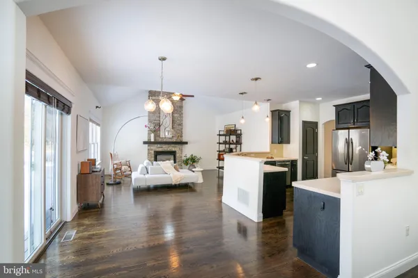 $780,000 | 125 Oak Pointe Circle, State College, PA 16801