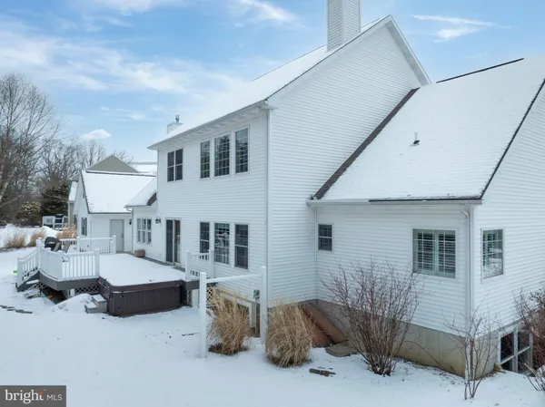 $780,000 | 125 Oak Pointe Circle, State College, PA 16801