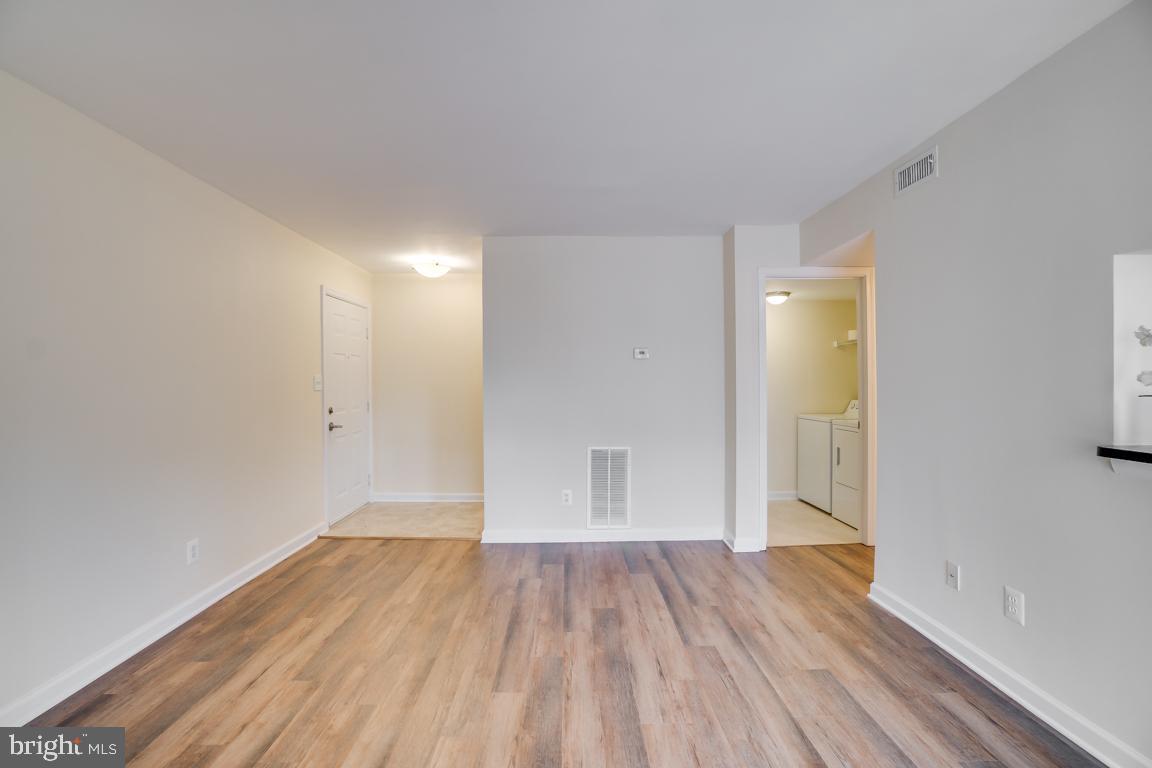 1706 Ascot Way, Unit B Reston, VA 20190 - Photo 17 of 36
