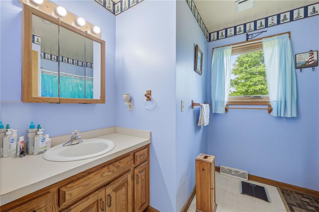 16614 South Hadsell Road Pleasant Hill, MO 64080 - Photo 14 of 78