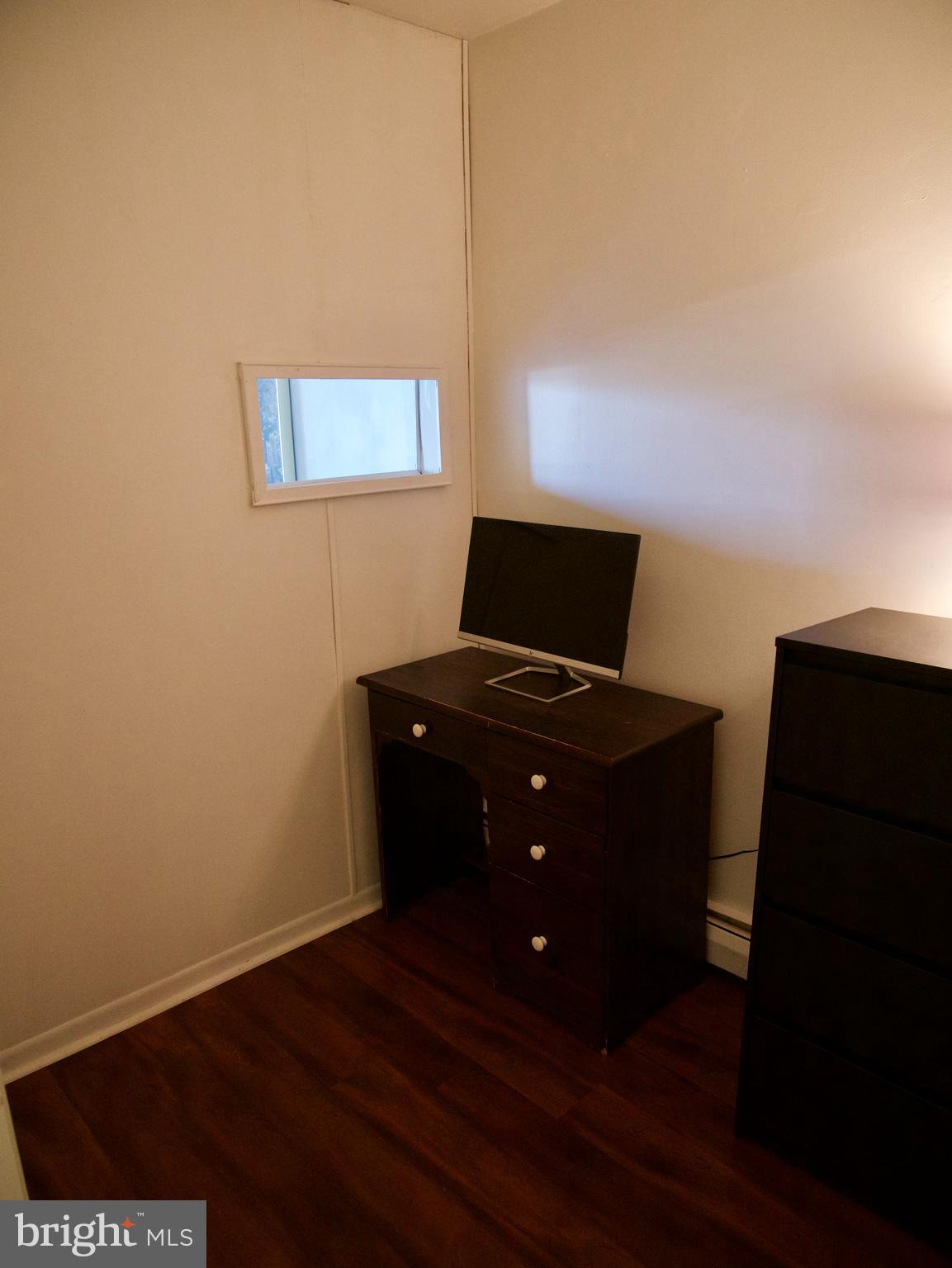 1575 Street Road, Unit 624 Warminster, PA 18974 - Photo 7 of 13 Office/Second bedroom