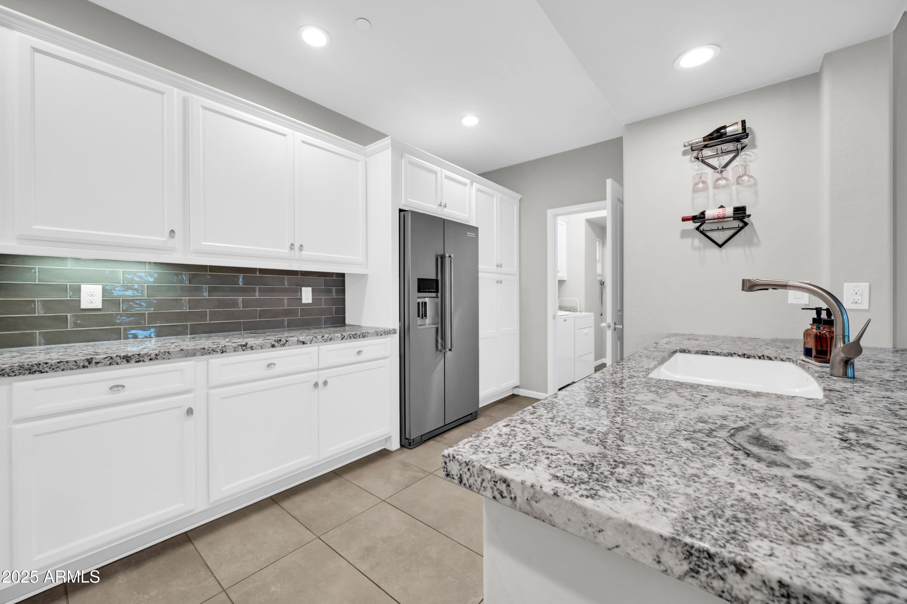 3935 East Rough Rider Road, Unit 1288 Phoenix, AZ 85050 - Photo 7 of 28 3935 E Rough Rider Rd 1288-17