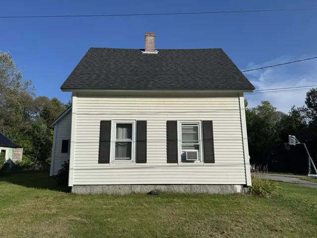 $166,250 | 137 Washington Street, Pittsfield, ME 04967