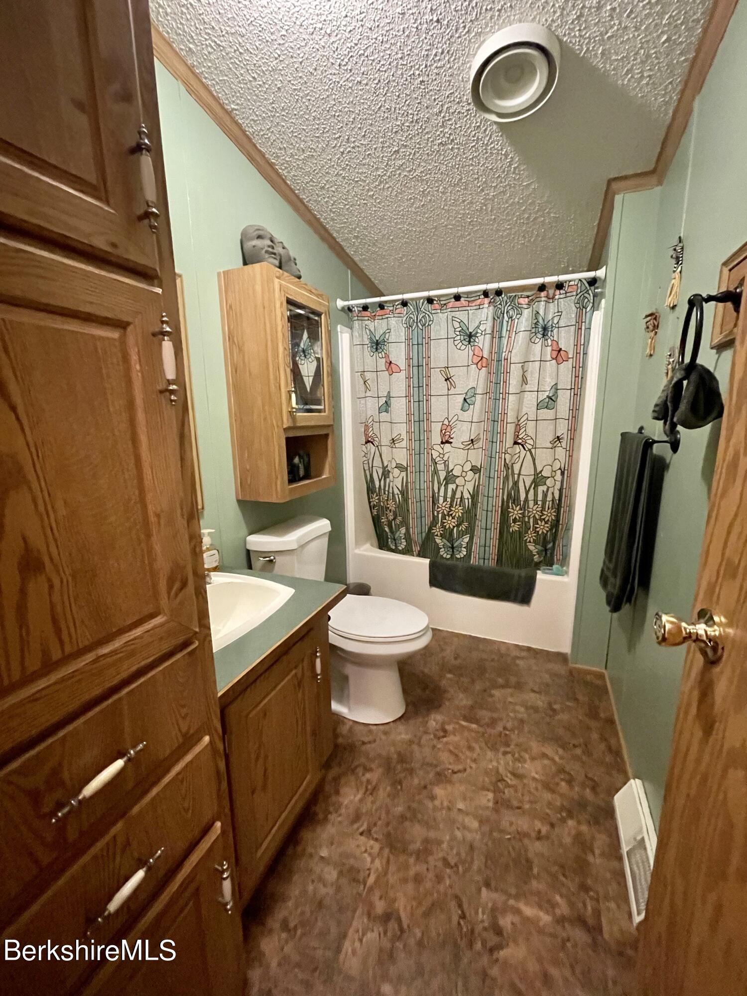 112 Horton Road Savoy, MA 01256 - Photo 17 of 22 Bathroom