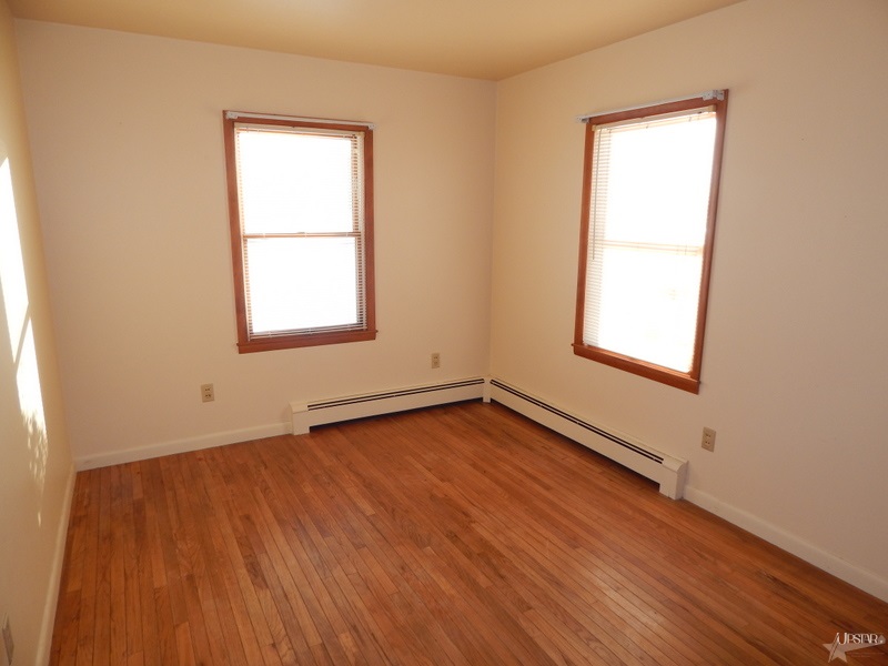 8974 South Warren Road Warren, IN 46792 - Photo 12 of 20 Gallery Image 12