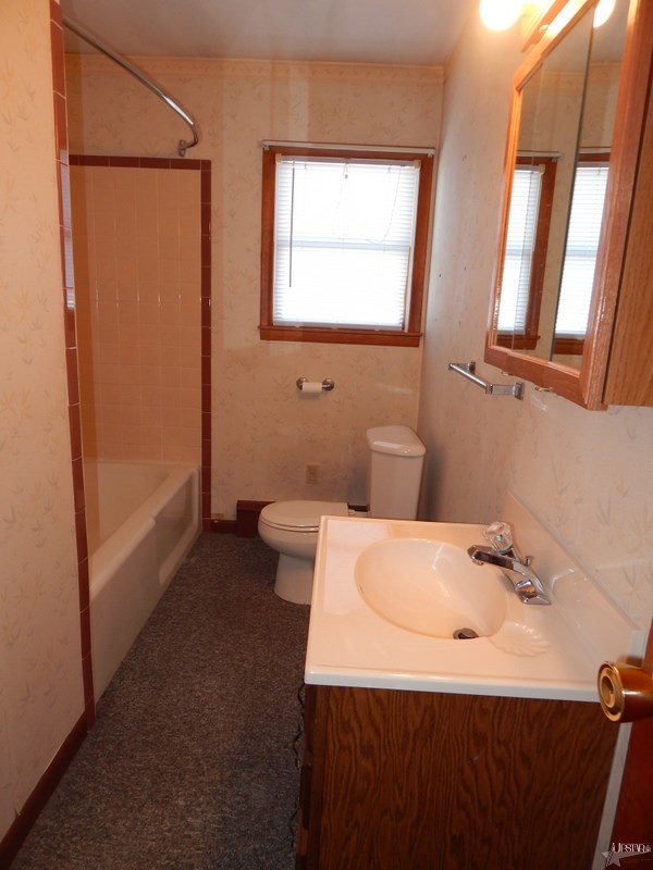 8974 South Warren Road Warren, IN 46792 - Photo 14 of 20 Gallery Image 14
