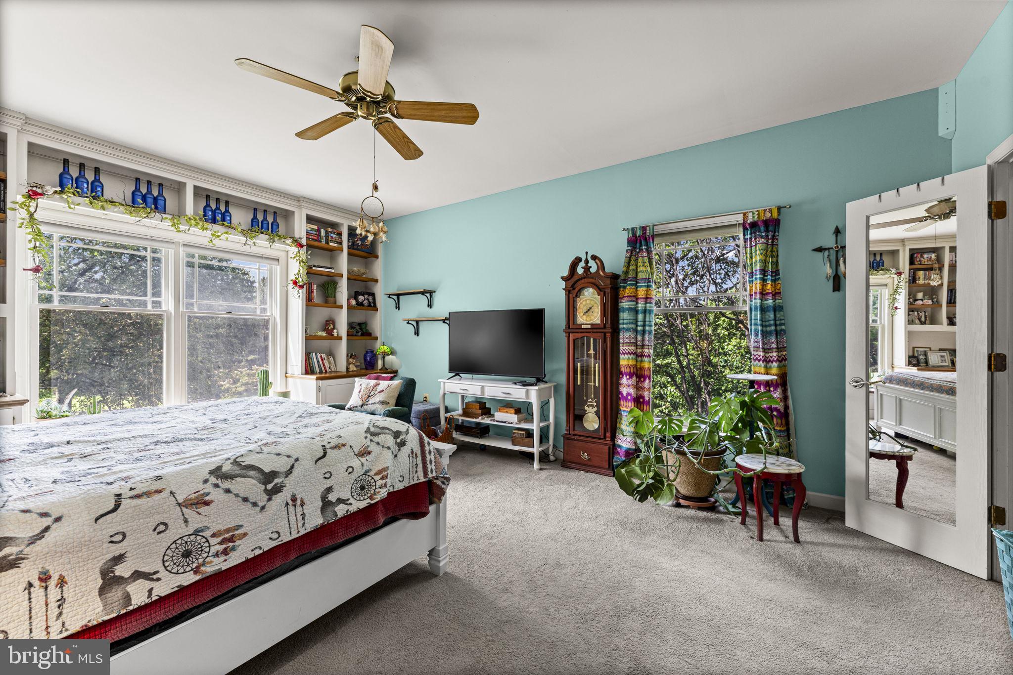 6301 Georgetown Road Broad Run, VA 20137 - Photo 45 of 101 Secondary Upper Level Bedroom
