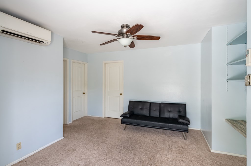 208 Front Street Comfort, TX 78013 - Photo 24 of 47 Upstairs Right side Den/Rec/third living room