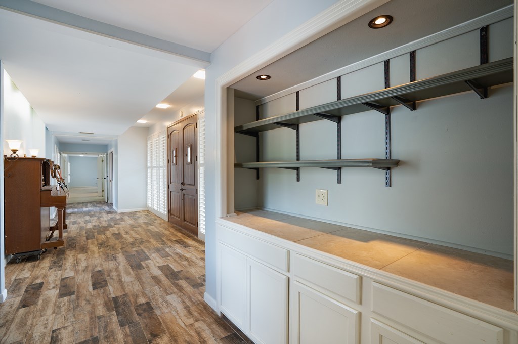 208 Front Street Comfort, TX 78013 - Photo 8 of 47 Front Foyer