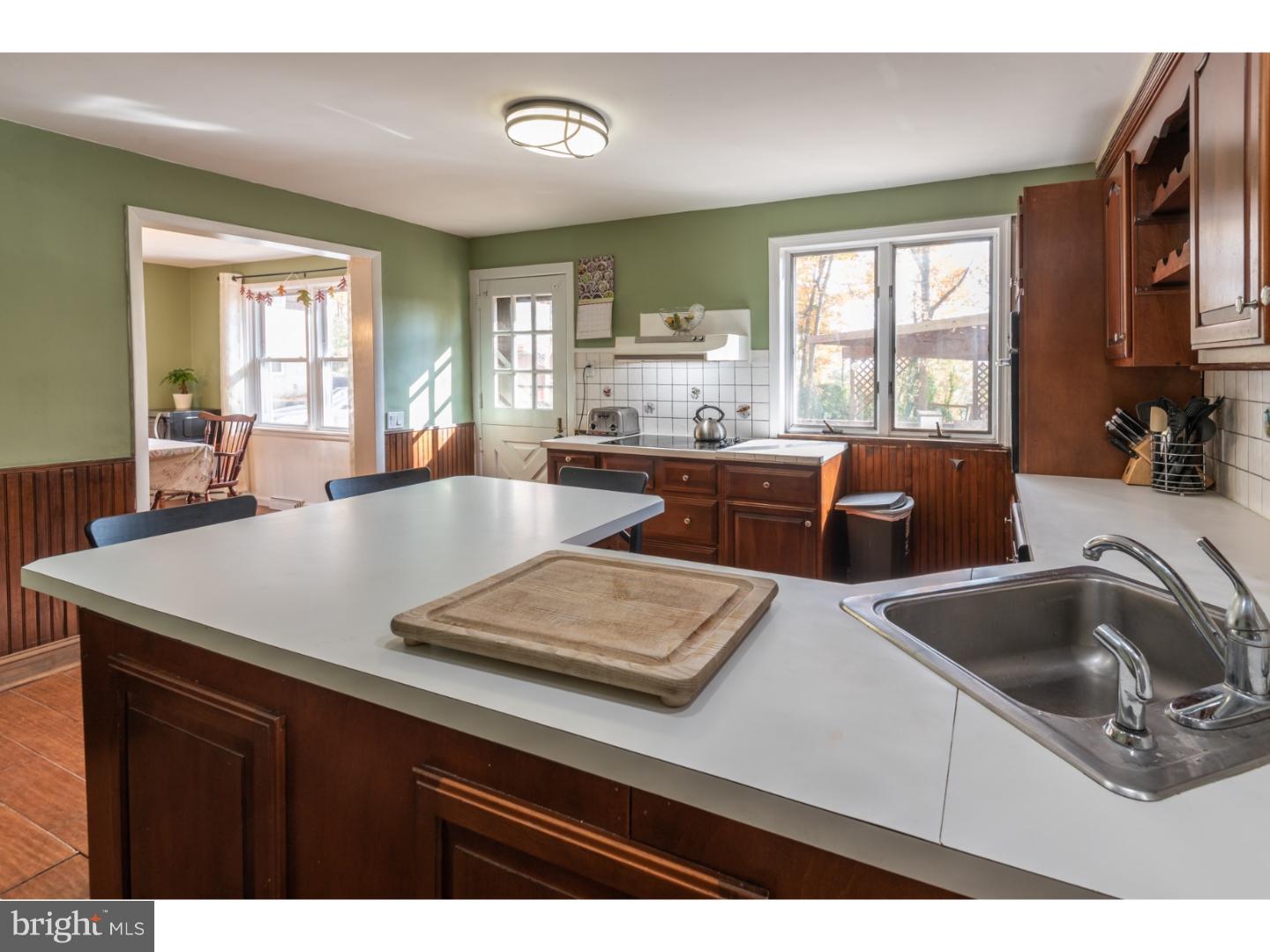 3315 Pine Road Huntingdon Valley, PA 19006 - Photo 5 of 24 Gallery Image 5