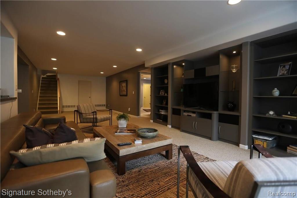 731 Stanford Circle Rochester Hills, MI 48309 - Photo 36 of 52