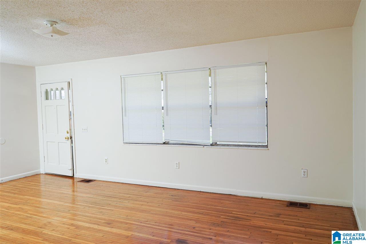 5409 13th Street South Bessemer, AL 35020 - Photo 3 of 17