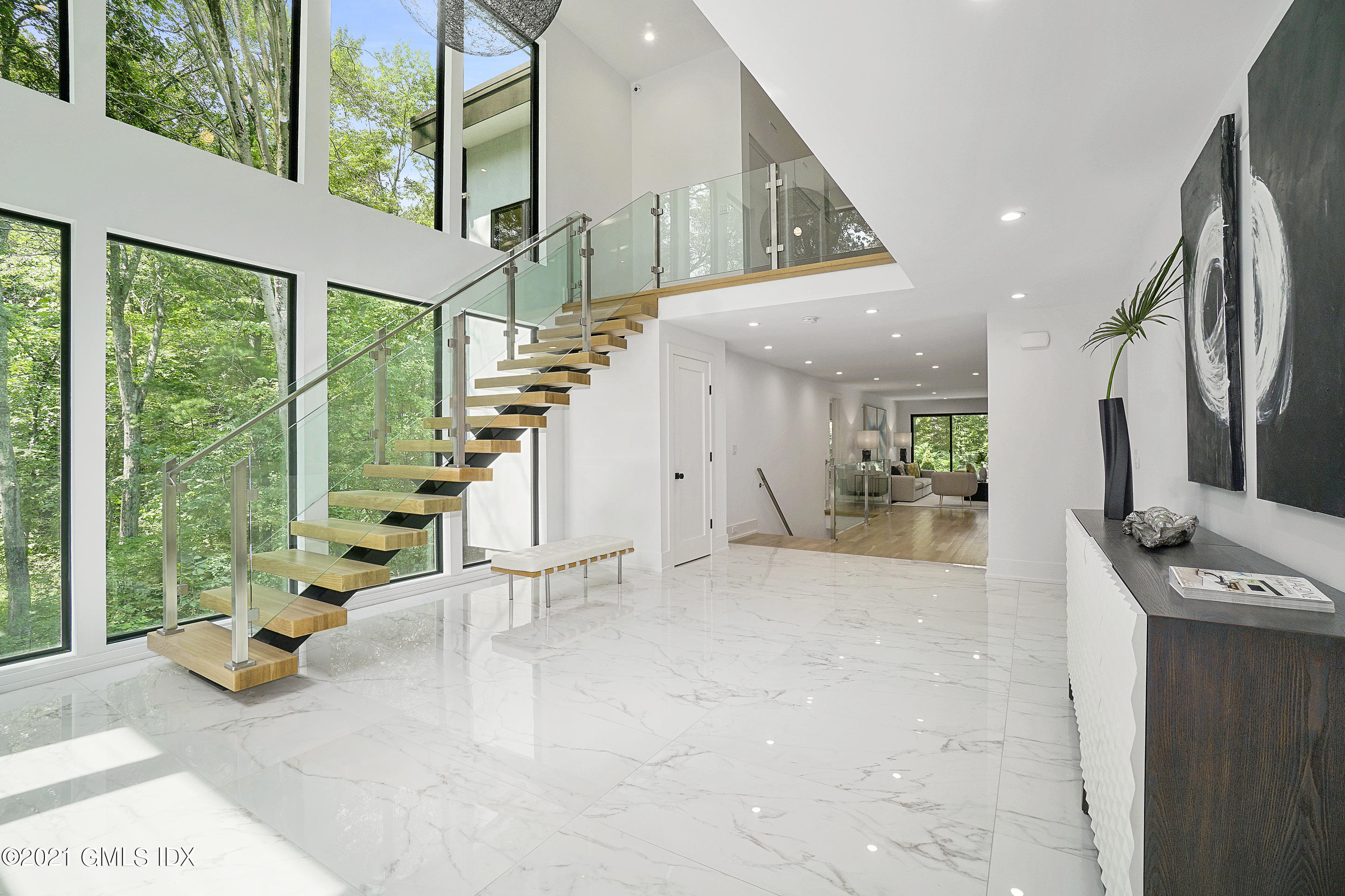 123 Dingletown Road Greenwich, CT 06830 - Photo 5 of 51 Foyer
