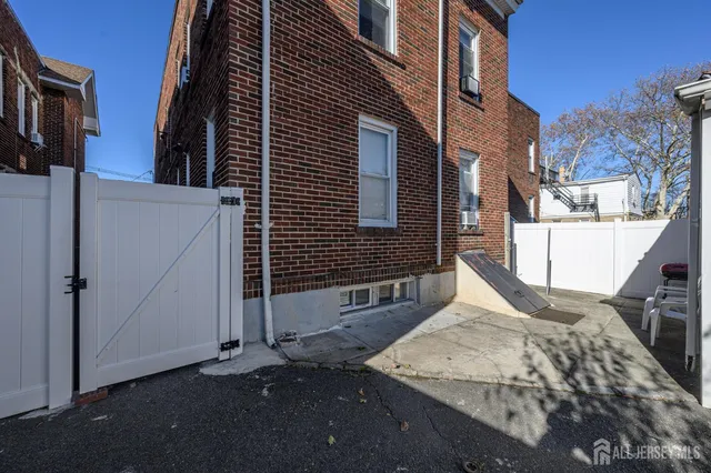 $799,000 | 427-429 North 12th Street, Newark, NJ 07107