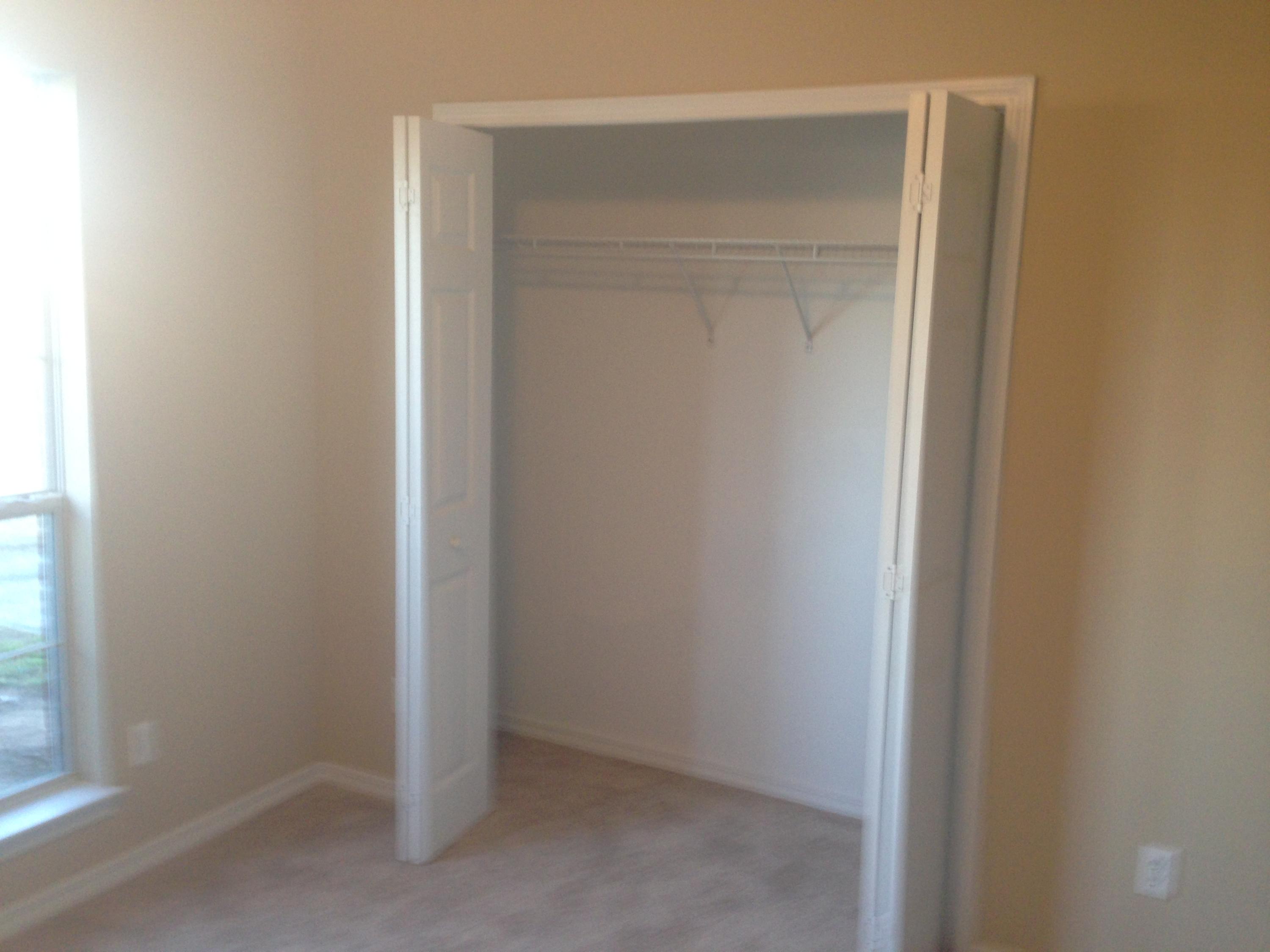 114 Sandstone Trail Crestview, FL 32539 - Photo 13 of 15 a view of closet