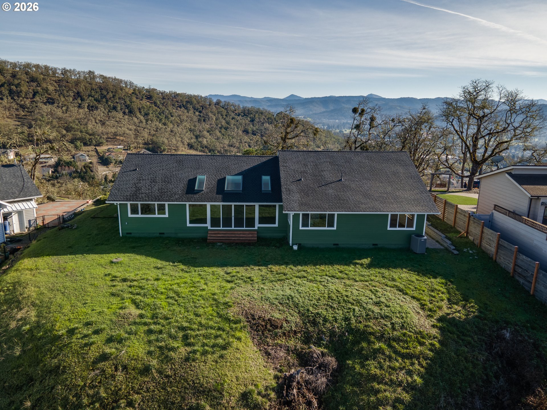 383 Ridgecrest Drive Roseburg, OR 97471 - Photo 7 of 44