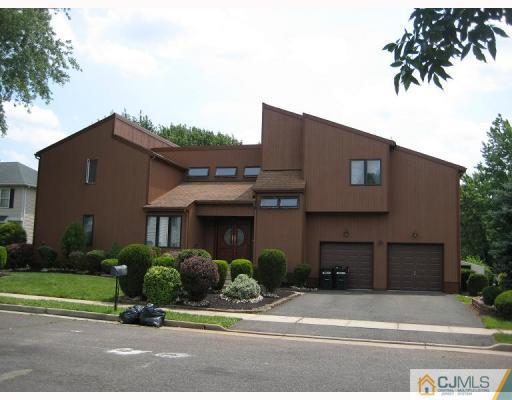 4 Mindy Road Edison, NJ 08820 - Photo 1 of 10 Gallery Image 1