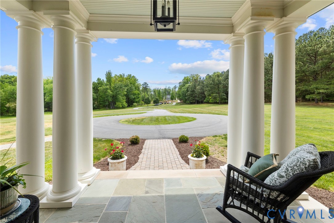 3264 Three Bridge Road Powhatan, VA 23139 - Photo 11 of 78 Overlooking front views