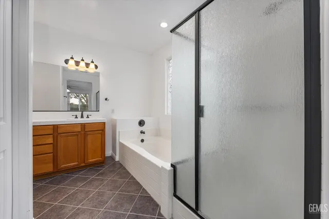 $425,000 | Undisclosed Address, Bakersfield, CA 93312