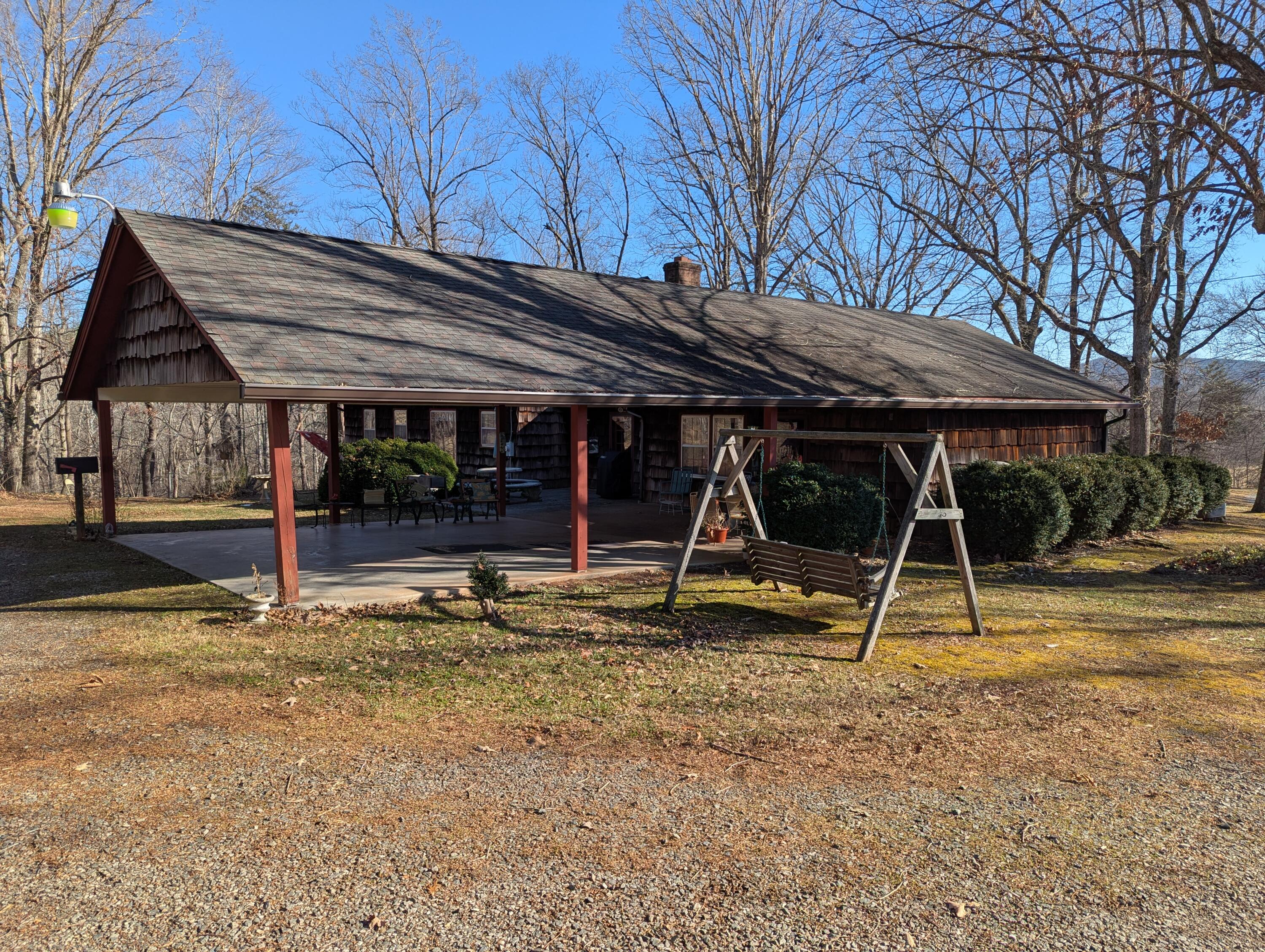 1115 Robin Ridge Road Henry, VA 24102 - Photo 11 of 34 1115 Robin Ridge Rd