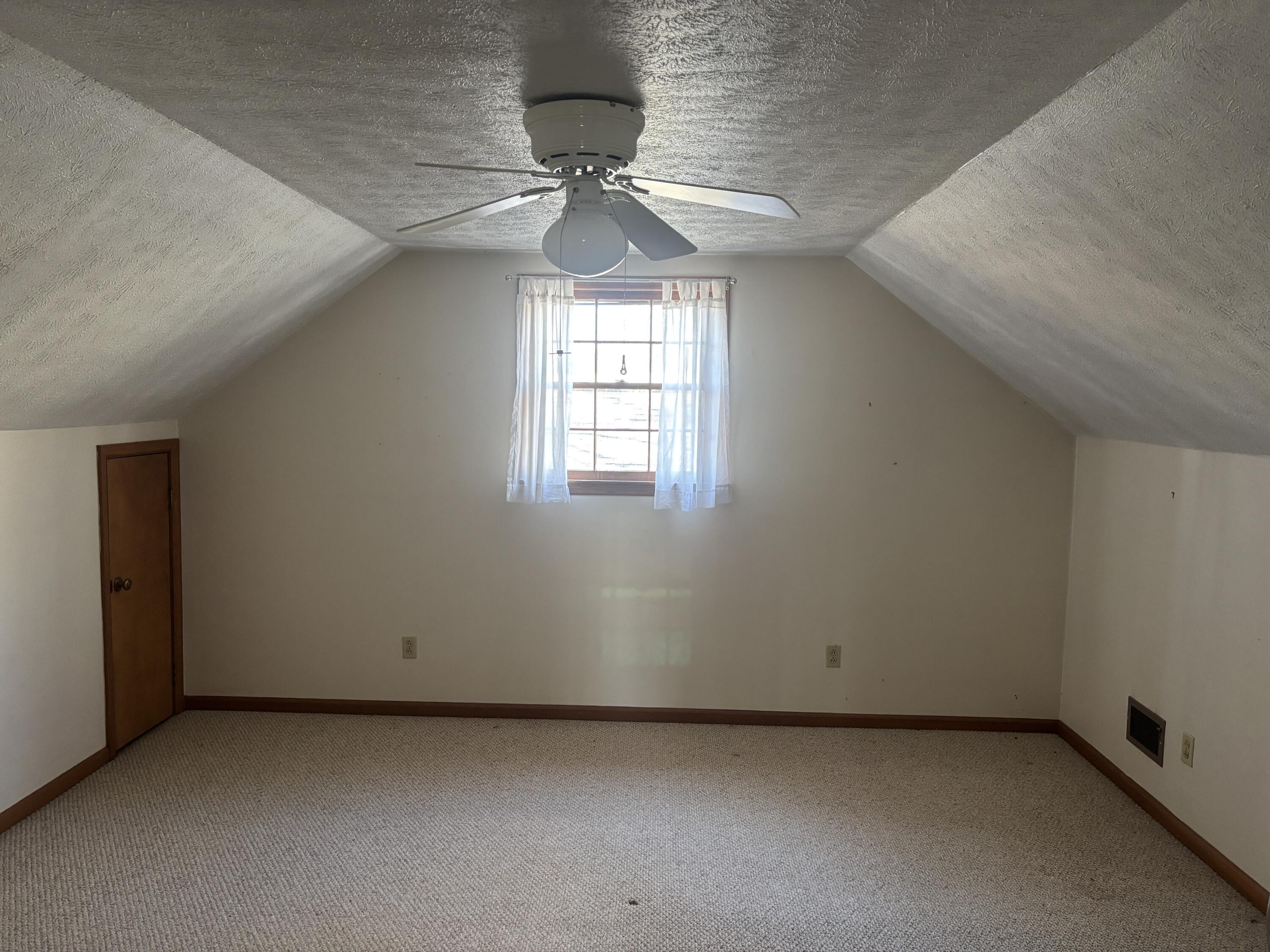 1115 Robin Ridge Road Henry, VA 24102 - Photo 19 of 30 1115 Robin Ridge Rd