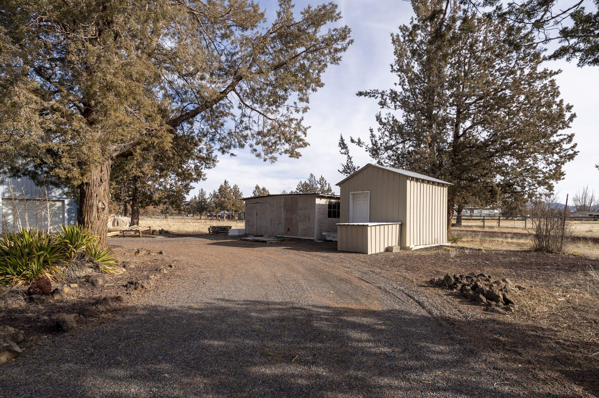 14818 Southwest Chickadee Road Terrebonne, OR 97760 - Photo 48 of 50 47-web-or-mls-14818 SW Chickadee Rd-57