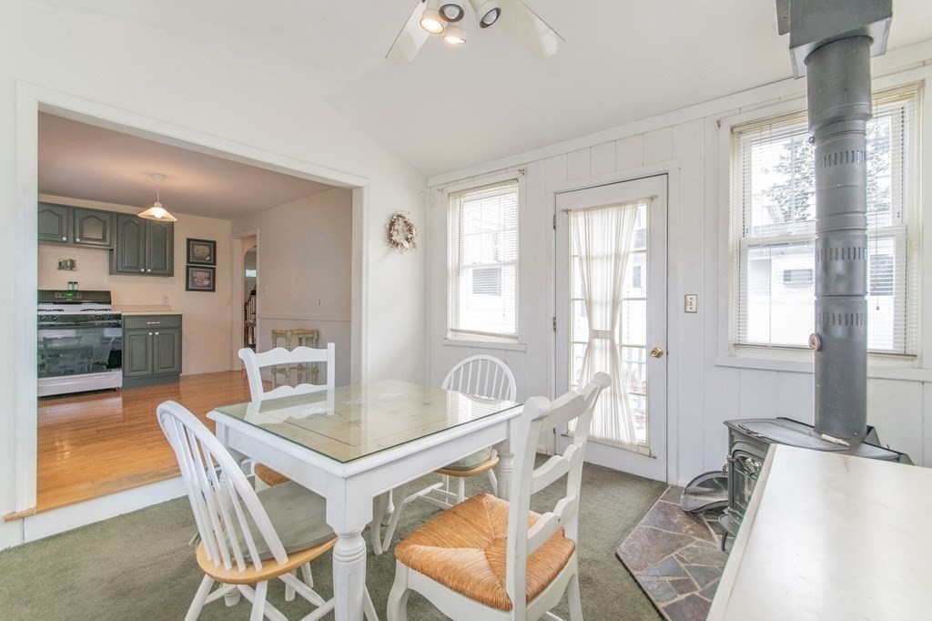 116 Wheeler Avenue Springfield, MA 01118 - Photo 11 of 36