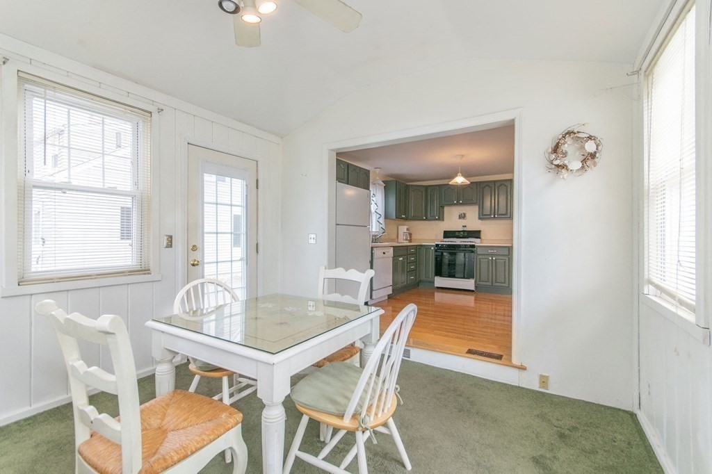 116 Wheeler Avenue Springfield, MA 01118 - Photo 12 of 36
