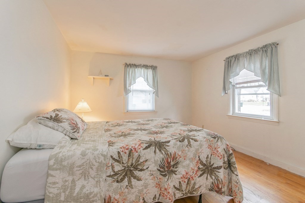 116 Wheeler Avenue Springfield, MA 01118 - Photo 17 of 36