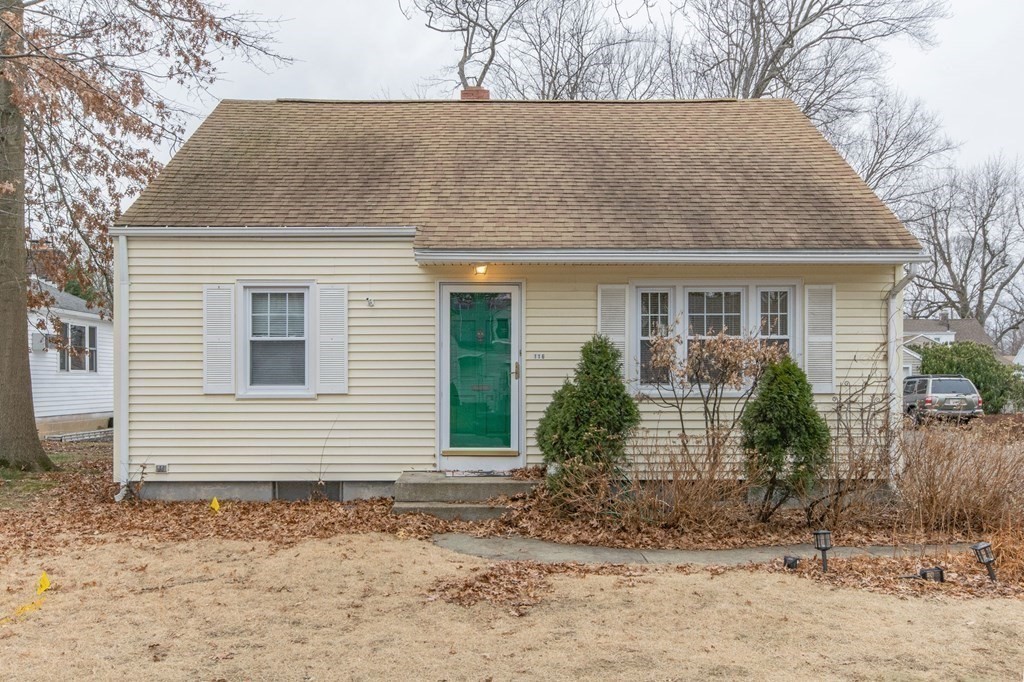116 Wheeler Avenue Springfield, MA 01118 - Photo 2 of 36