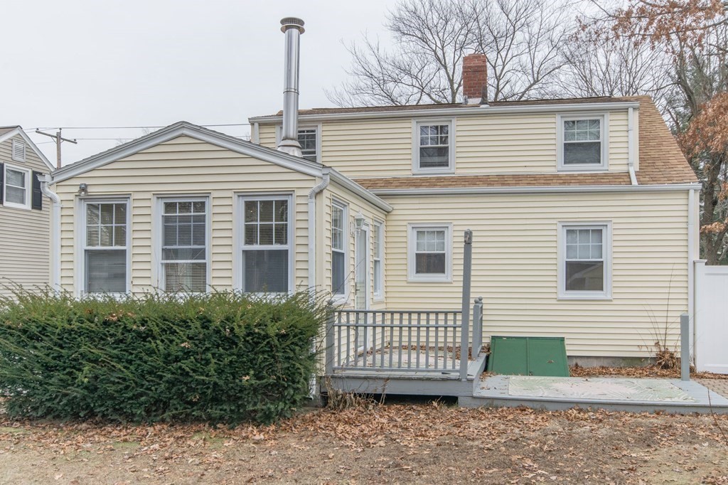 116 Wheeler Avenue Springfield, MA 01118 - Photo 32 of 36