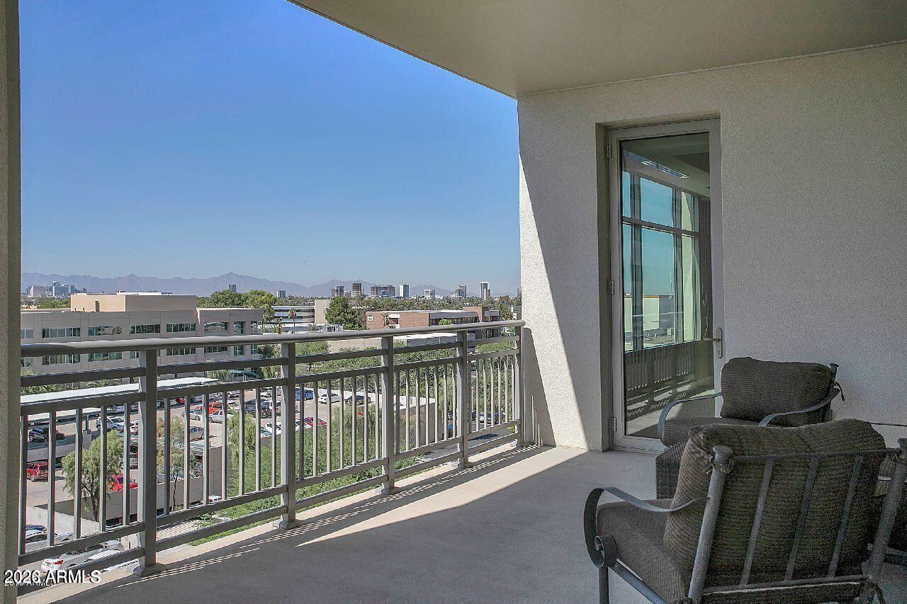 2211 East Camelback Road, Unit 604 Phoenix, AZ 85016 - Photo 19 of 53 20