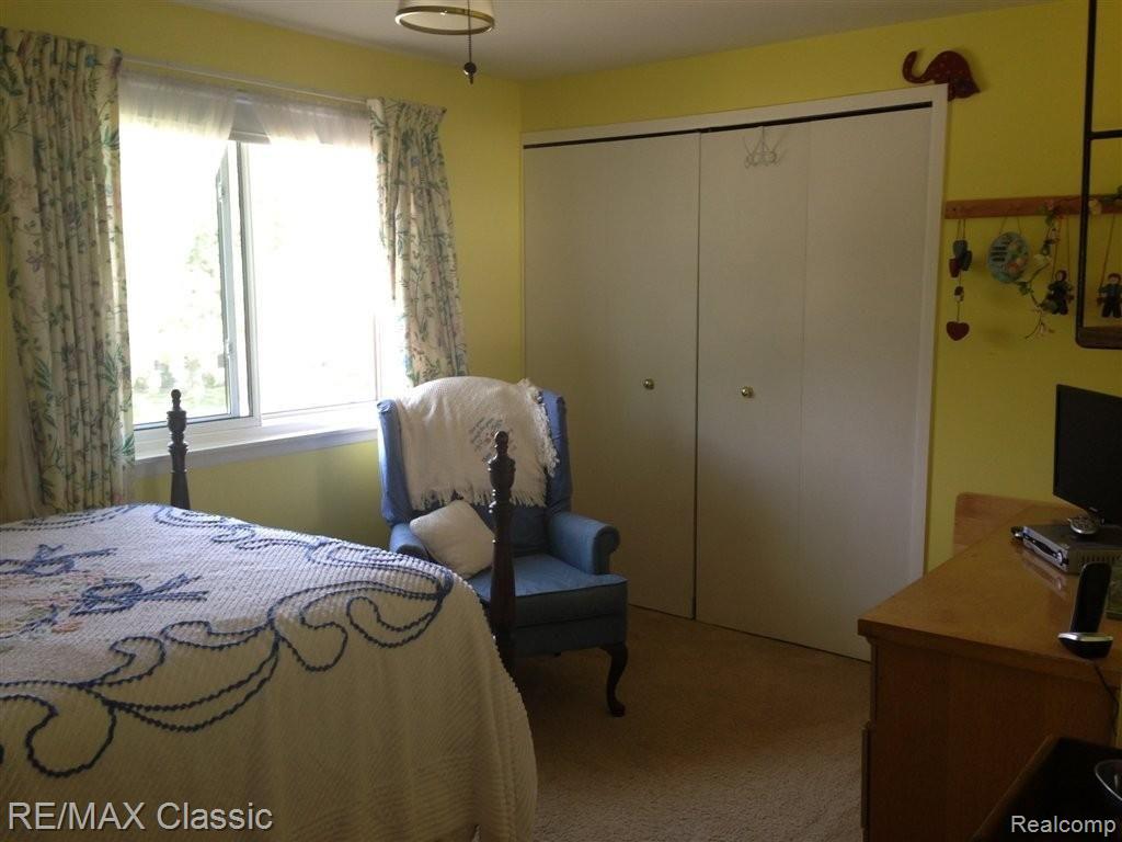 42969 Versailles Road Canton, MI 48187 - Photo 16 of 24 3RD BEDROOM