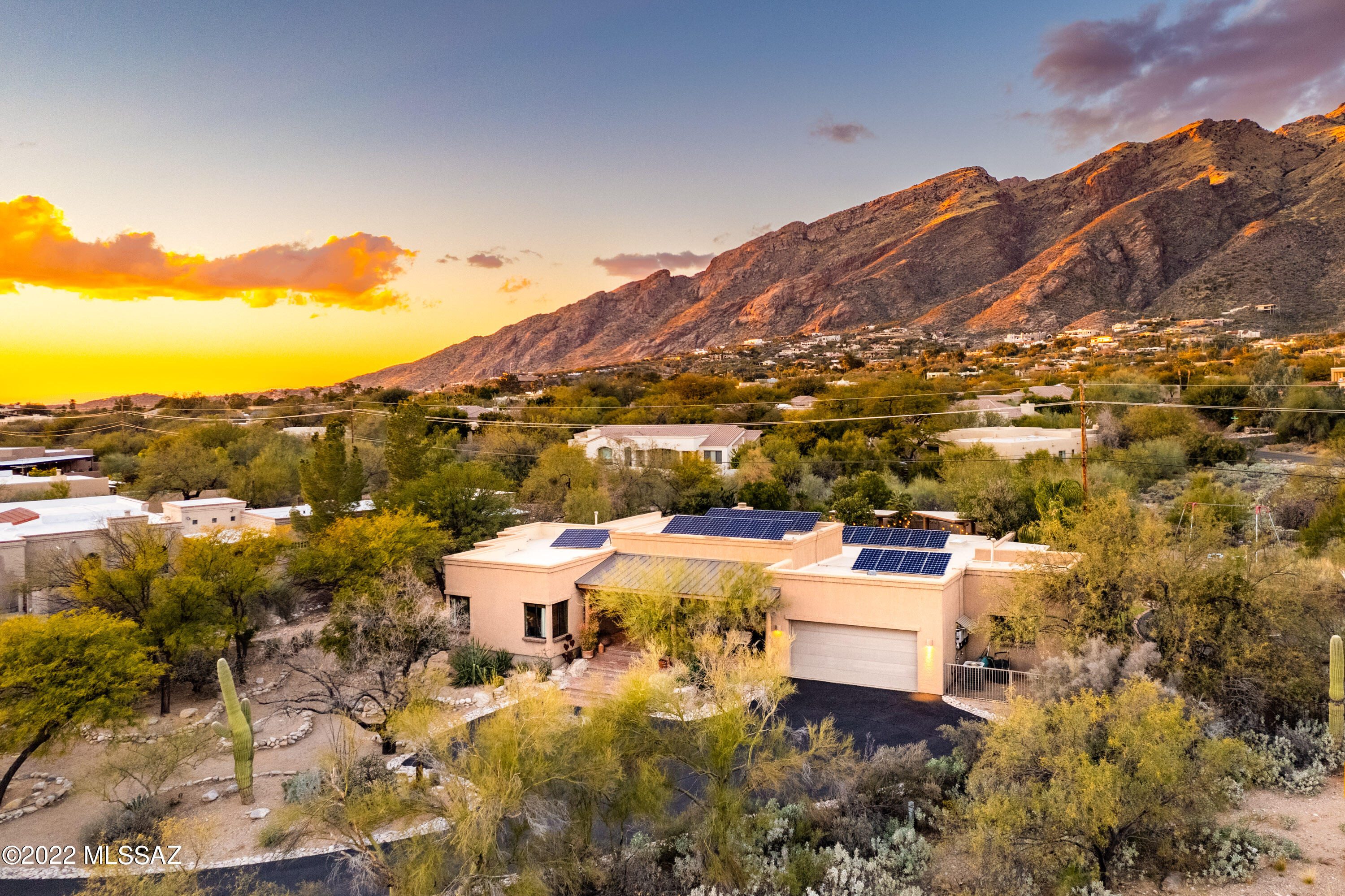 5635 East Shadow Ridge Drive Tucson, AZ 85750 - Photo 2 of 40