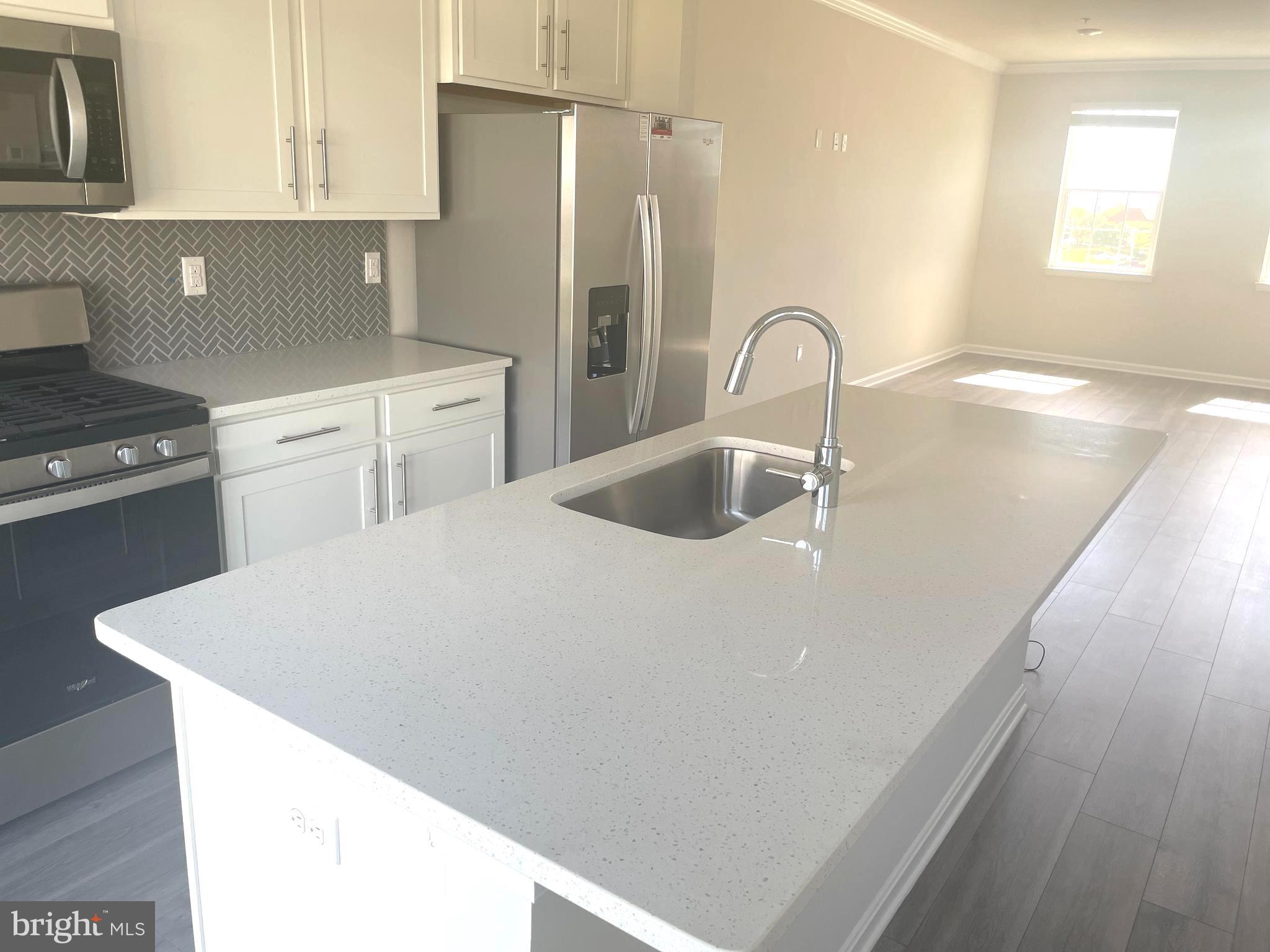 26 Axios Way Rosedale, MD 21237 - Photo 2 of 51